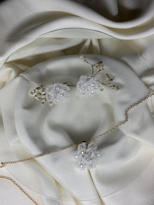 Embellished Necklace Set