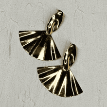 Exaggerated Geometric Line Metal Earrings