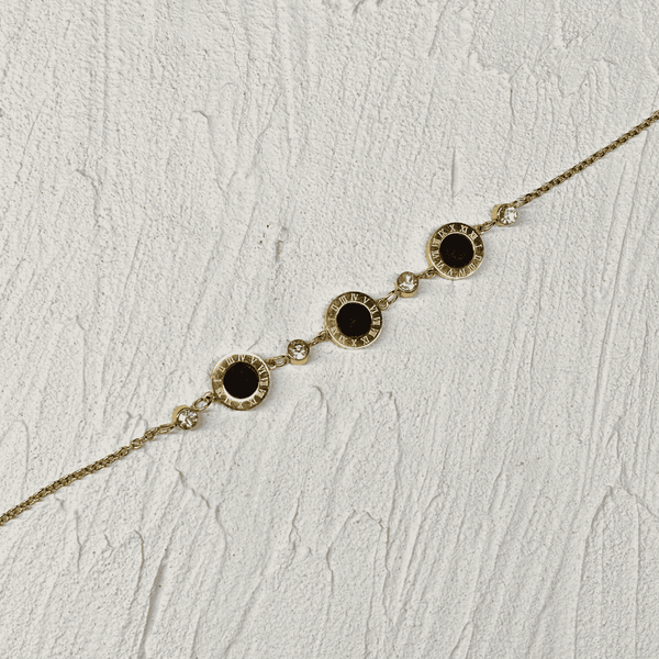 Roman Numeral Round Plate Bracelet